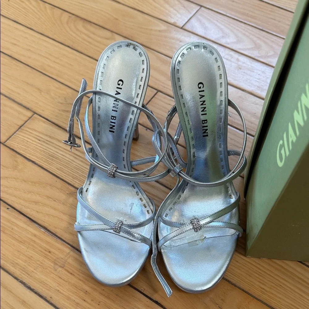 Gianni Bini Glamour Metallic Silver Strappy Heels - Picture 3 of 7